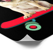 Lustiger Mops-Hund Skateboard fahrender Weihnachts Poster (Ecke)