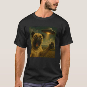 Lustiger Mops Selfie mit Außerirdischem UFO T-Shirt