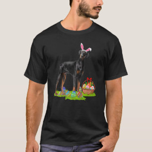Lustiger Ostereier jagender Hase Dobermann Pinsche T-Shirt