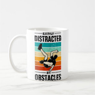 Lustiger Parkour-Hindernisparcours-Entwurf für Par Kaffeetasse