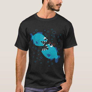 Lustiger Piranha-Fisch tratscht Süßer Cartoon-Wass T-Shirt