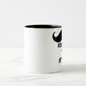 Lustiger Respekt die Stache Schnurrbart-Tasse Zweifarbige Tasse (Mittel)