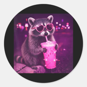 Lustiger rosa Waschbär trinkt Eiskaffee - süß Runder Aufkleber