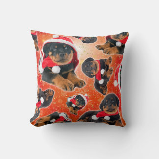 Lustiger Rottweiler-Welpe Weihnachten Kissen