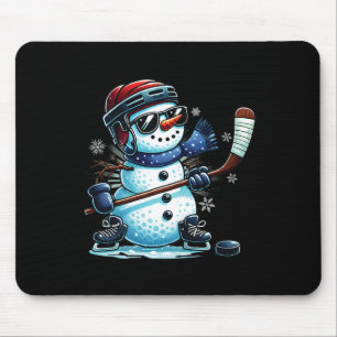 Lustiger Schneemann spielt Eishockey Liebhaber Jun Mousepad