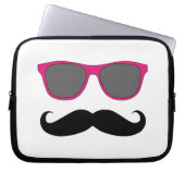 Lustiger Schnurrbart, rosa Laptopschutzhülle (Vorderseite)