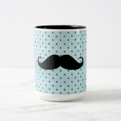 Lustiger schwarzer Schnurrbart auf aquamarinen Zweifarbige Tasse (Mittel)
