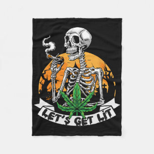 Lustiger Skelett-Kiffer raucht Gras Let's Get Lit Fleecedecke