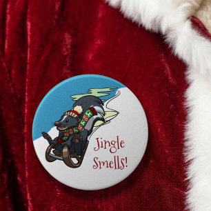 Lustiger Skunk auf Schlitten als Weihnachtsstrumpf Button