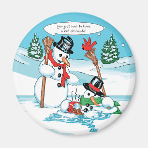Lustiger Snowman mit heiße Schokoladen-Cartoon Magnet