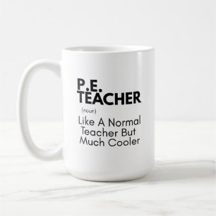 Lustiger Sportlehrer definiert Kaffeetasse