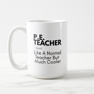 Lustiger Sportlehrer definiert Kaffeetasse