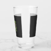 Lustiger St. Patrick�s Day Mops mit Bierkrug Glas (Links)