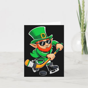 Lustiger St. Patricks Day Hockeyspieler Leprechaun Karte