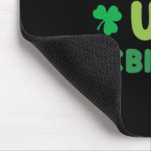 Lustiger St. Patricks Day Trink auf Mces Irisches  Mousepad (Ecke)