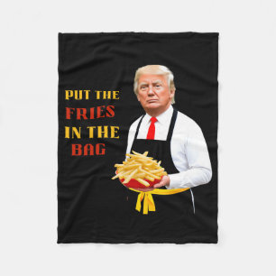 Lustiger Trump Fast Food Steckt Die Pommes In Den  Fleecedecke