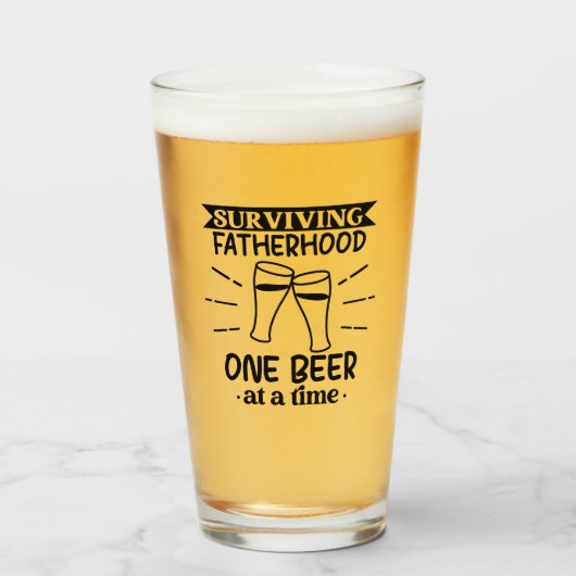Lustiger Vater Pint Glas (Vorne (Gefüllt))