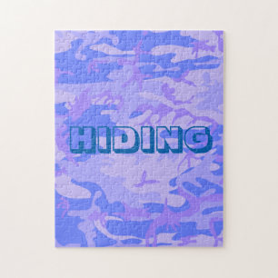 Lustiger versteckter Text Pastellblau Camouflage Puzzle