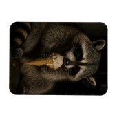 Lustiger Waschbär, der Eiscreme isst Magnet (Horizontal)