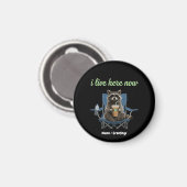 Lustiger Waschbär-Eiskaffee Ich lebe jetzt hier  Magnet (Vorderseite/Rückseite)