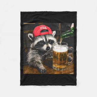Lustiger Waschbär trinkt Bier Meme Männer Frauen Fleecedecke