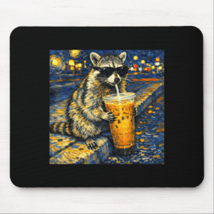 Lustiger Waschbär trinkt eisgekühlten Kaffee Tier Mousepad
