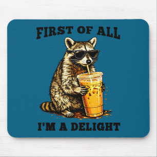 Lustiger Waschbär trinkt Eiskaffee Meme sarkastisc Mousepad