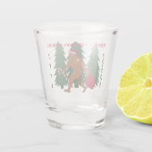 Lustiger WeihnachtsGeek Sankt Squatch Schnapsglas (Rückseite)