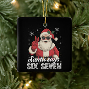 Lustiger Weihnachtsmann sagt sechs sieben Weihnach Keramikornament