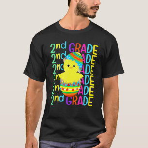 Lustiger Zweitklässler-Hahn knackt das Ei Ostern T-Shirt