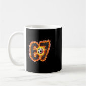 Lustiges 6 7 Sechs Sieben 67 Fußball Meme  Kaffeetasse (Links)
