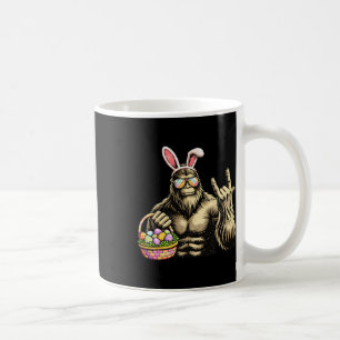 Lustiges Bigfoot-Oster-Ei-Felsen Sasquatch Osterta Kaffeetasse