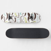 Lustiges buntes Muster für Schnurrbart-Liebhaber Skateboard (Horizontal)