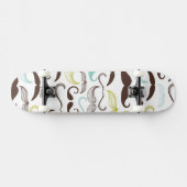 Lustiges buntes Muster für Schnurrbart-Liebhaber Skateboard (Horizontal)
