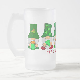 Lustiges Chillen mit meinen Gnomies St. Patricks T Mattglas Bierglas