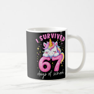 Lustiges Einhorn Ich überlebte 67 Tage Schule Meme Kaffeetasse