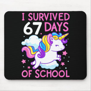 Lustiges Einhorn Ich überlebte 67 Tage Schule Meme Mousepad