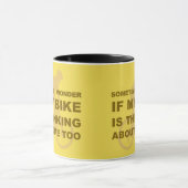 Lustiges Fahrrad, das auch an mich Zitat-Gelbs Tasse (Zentrum)
