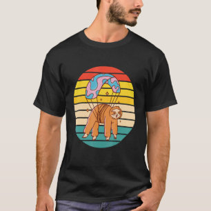 Lustiges Faultier beim Fallschirmspringen T-Shirt