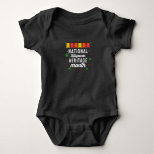 Lustiges Geschenk zum National Hispanic Heritage M Baby Strampler