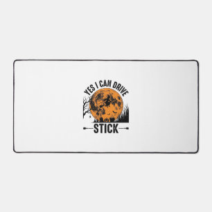 Lustiges Halloween Drive Stick Hexe Vintage-Shirt Schreibtischunterlage