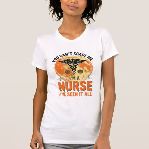 Lustiges Halloween-Krankenschwester Vintage-Medizi T-Shirt