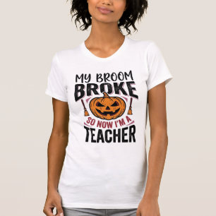 Lustiges Halloween-Lehrer-Besengin-Design_ T-Shirt