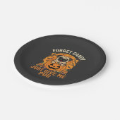 Lustiges Halloween-Mops-Süßigkeiten-Design_1 Pappteller (Schrägansicht)