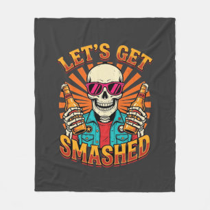 Lustiges Halloween-Skelett-Bier-Zerstörtes-Design_ Fleecedecke