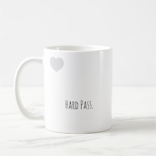 Lustiges "Hartherzig." Modern Typography Introvert Kaffeetasse