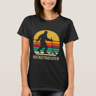 Lustiges Hockey-Sasquatch-Geschenk Bigfoot-Feld-Ei T-Shirt