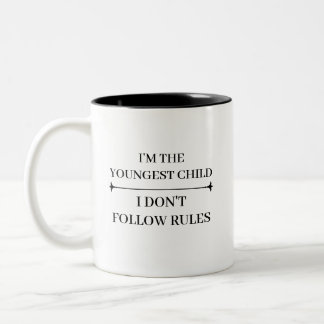 LUSTIGES JÜNGSTES KIND COOLE ZITATE INDIVIDUELLER ZWEIFARBIGE TASSE
