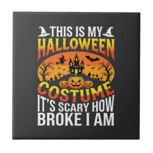 Lustiges kaputtes Halloween-Kostenüm-Design für ei Fliese