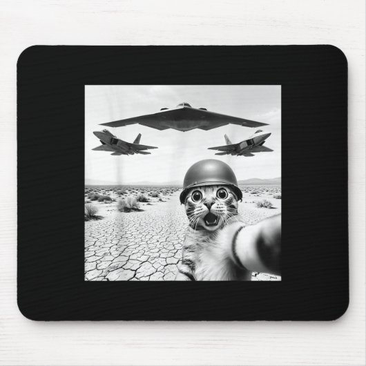 Lustiges Katzen-Selfie mit amerikanischen Kampfjet Mousepad (Vorne)